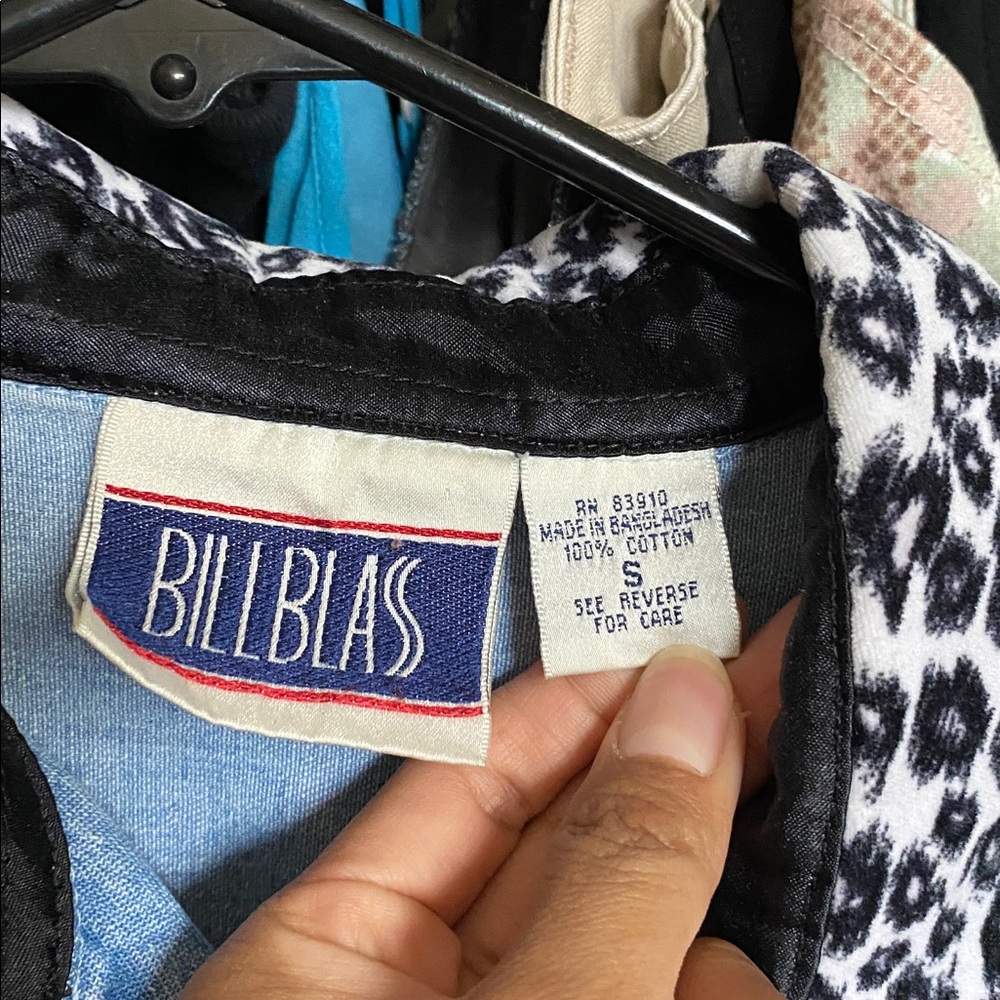 Bill bass button down - Picture 2 of 4